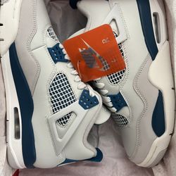 Jordan 4 Military House