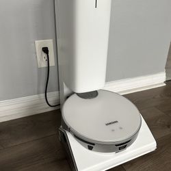 Samsung Jet Bot AI+ Robot Vacuum