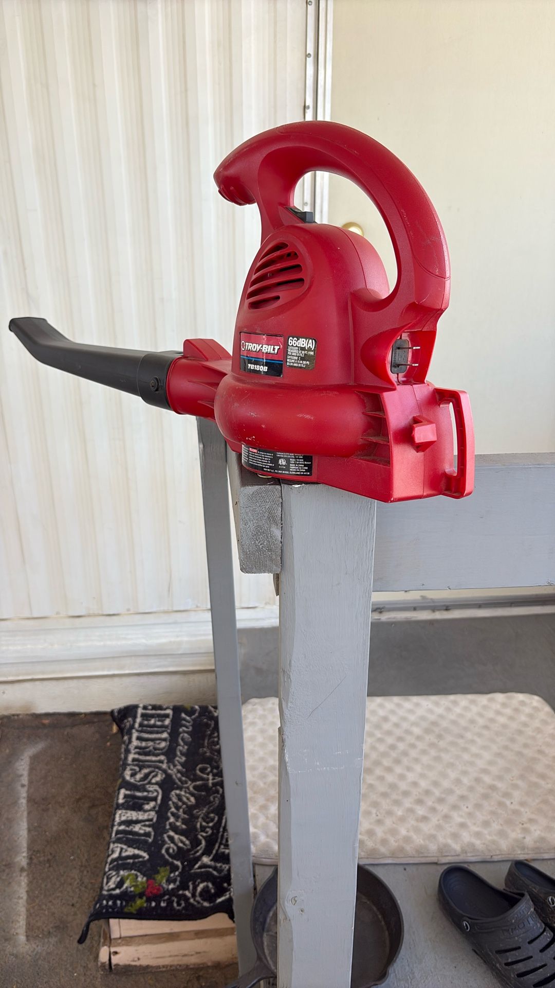 Troy-Bilt Leaf Blower