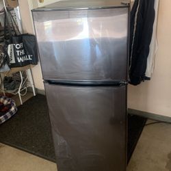 Refrigerator Whirlpool