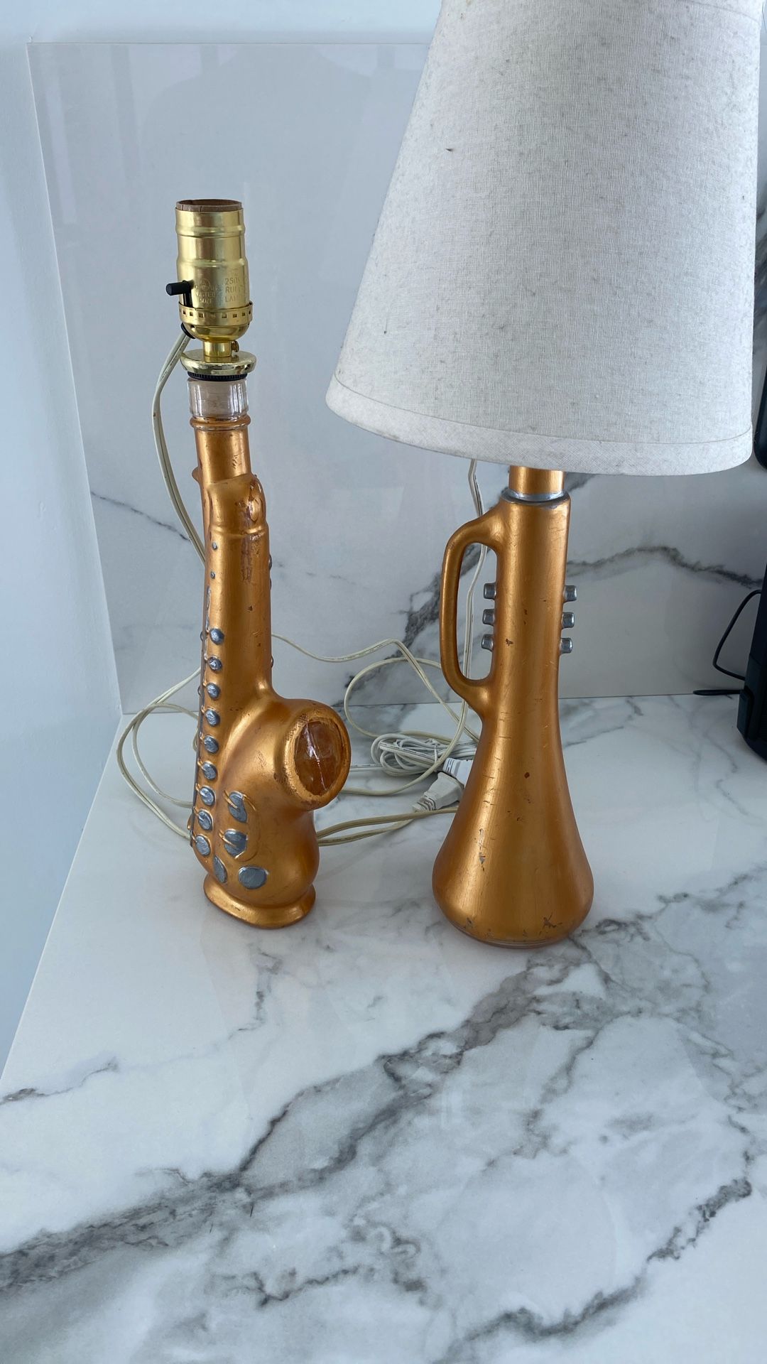Saxophone and trumpet light