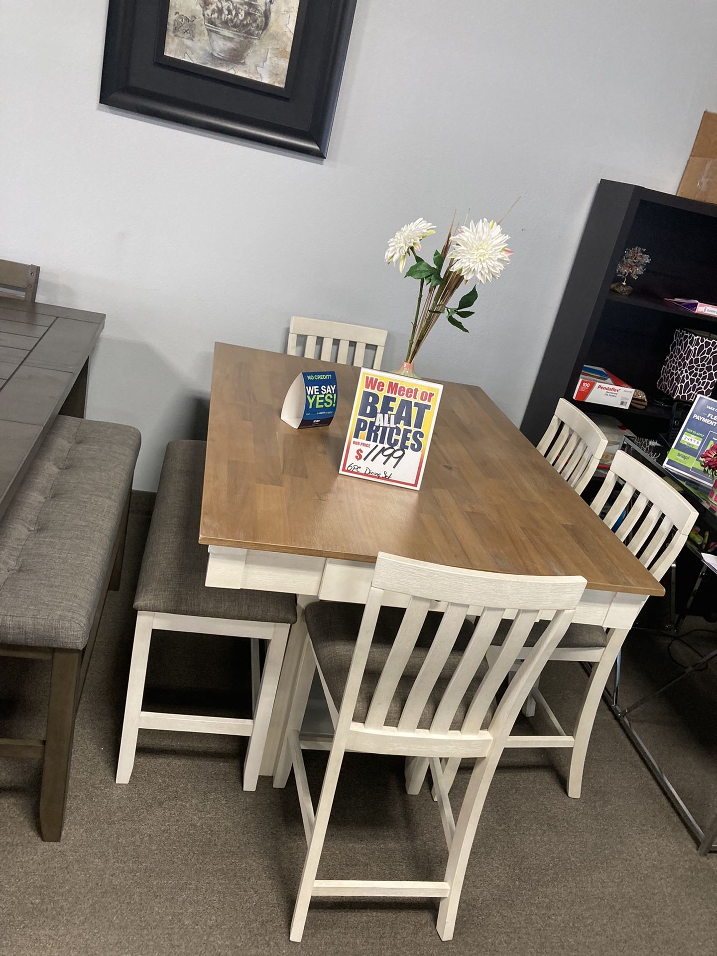 Charming Dining Set Easy Financing $1199