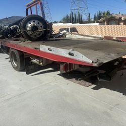 2021 Freightliner M2