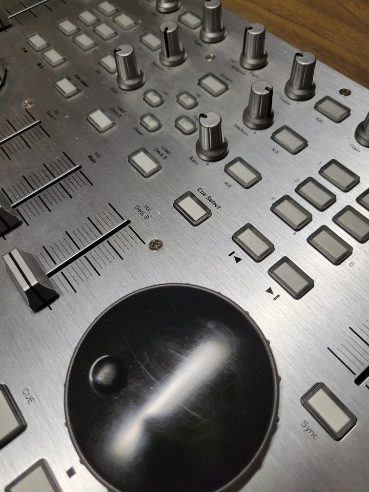 Hercules DJ Console RMX