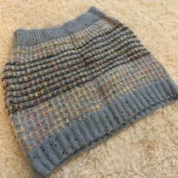 Medium knit skirt