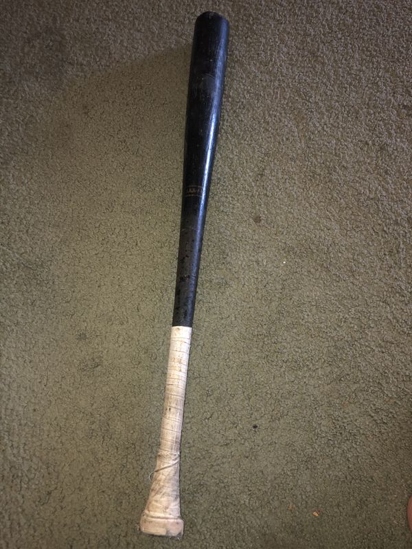 33 baum bat