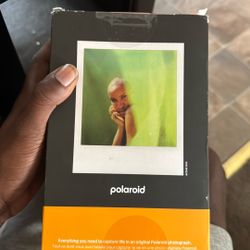 Polaroid Camera 