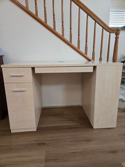 light wood veneer pedestal DASK