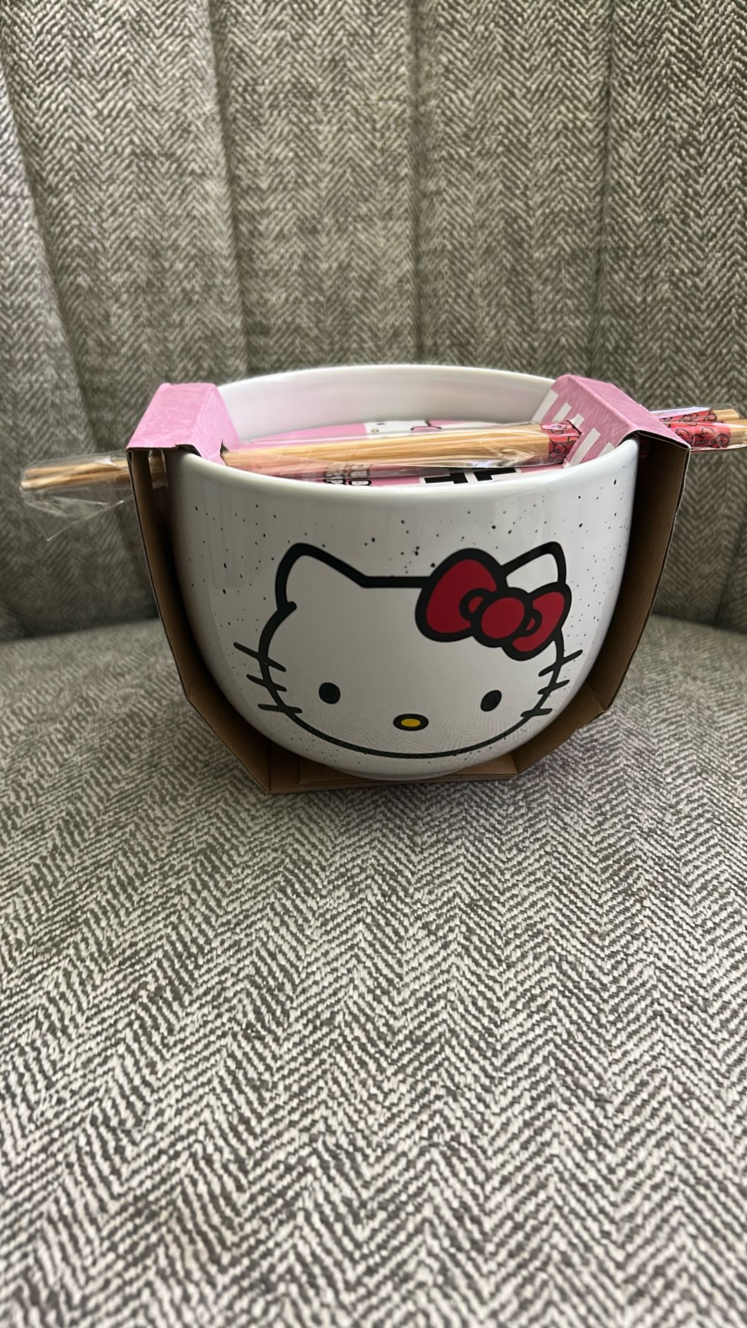 Hello Kitty Ramen Bowl