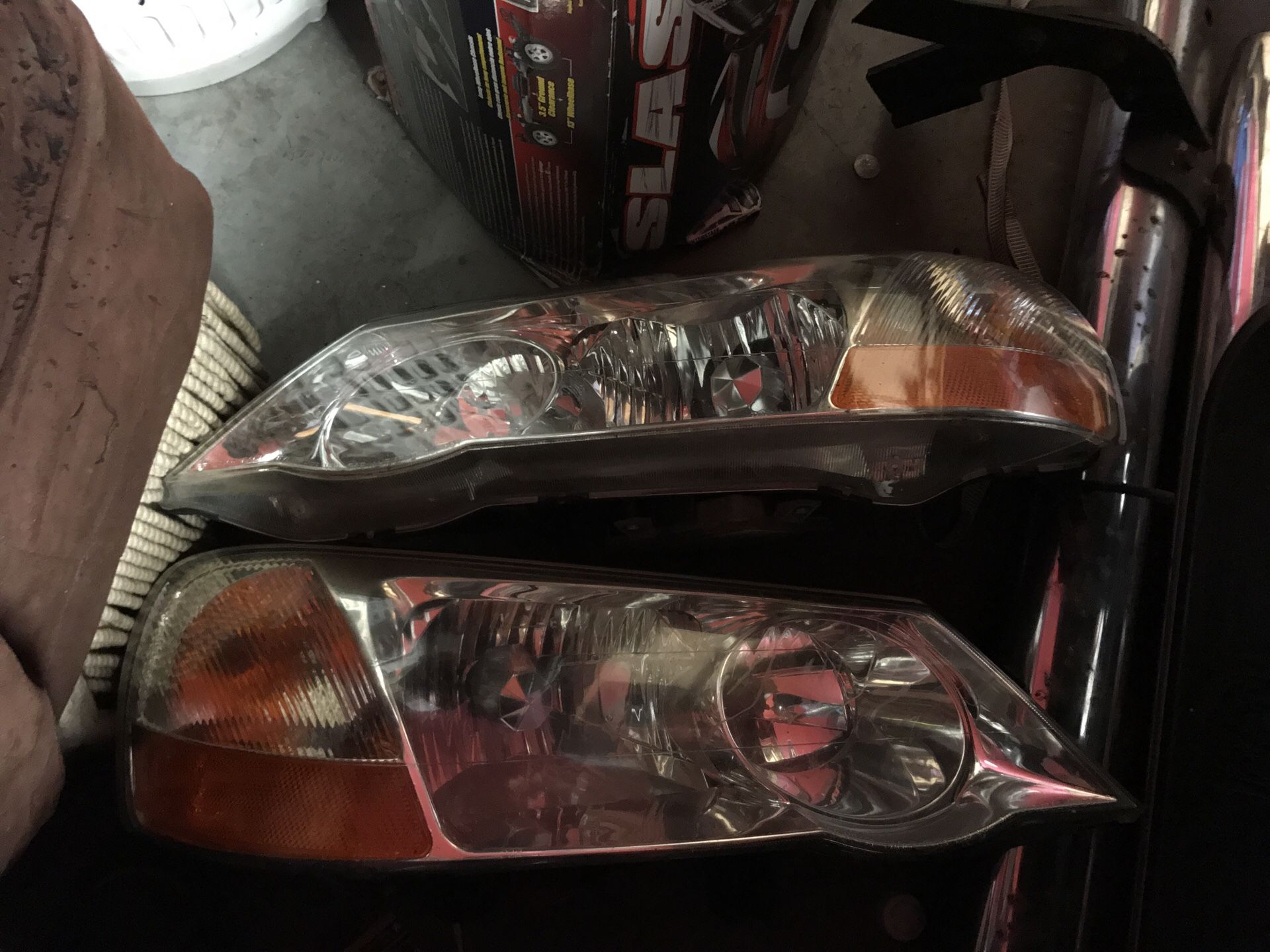 2003 Acura TL headlights