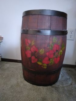 Small Wooden Barrel 