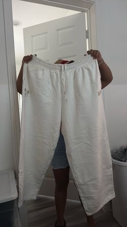 Gap sweats