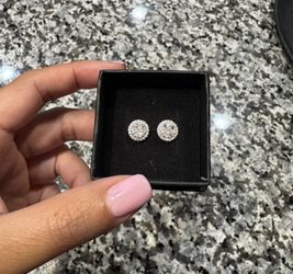 Moissanite Round Cluster Earrings (New) 