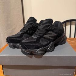 New Balance 9060 Triple Black Men Size 6 , 7 