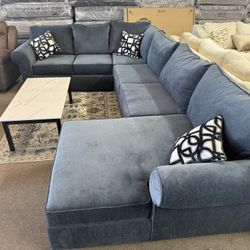 NEW SECTIONALS! I CAN ORDER ANY COLOR BRAND OR STYLE THAT YOU LIKE 