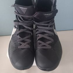 hyperdunk 2015 nike, nunero 10 in perfect condition, almost new, no box  only  for pick Up local,