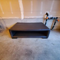 Free Coffee Table  Brown Leather 