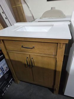 Bathroom Vanity 30" light brow