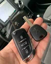 Llaves para Autos | Con Chip | Remote control | Car key