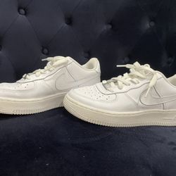Air Force 1’s White Size 5