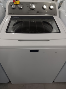 Maytag Bravos Top Load Washer – HE, Glass Lid, Clean