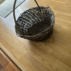Shabby Chic Wooden basket