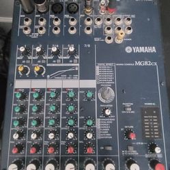 Yamaha MG82cx Mixing Console