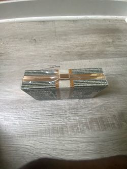 10k Women’s clutch purse