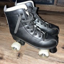 Sz 9 Roller Skates