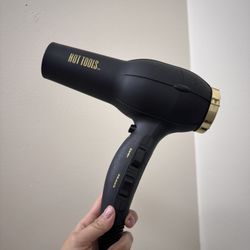 Hot Tools Blow Dryer 