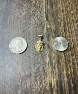 Selling My Personal Gold Charms 