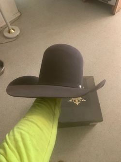 Felt cowboy hat 7 3/8