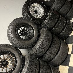 Especial de rines nuevos 17x9  de ancho de 6-139.7 lugs con llantas 285/70/R17 🔥✅💯📲