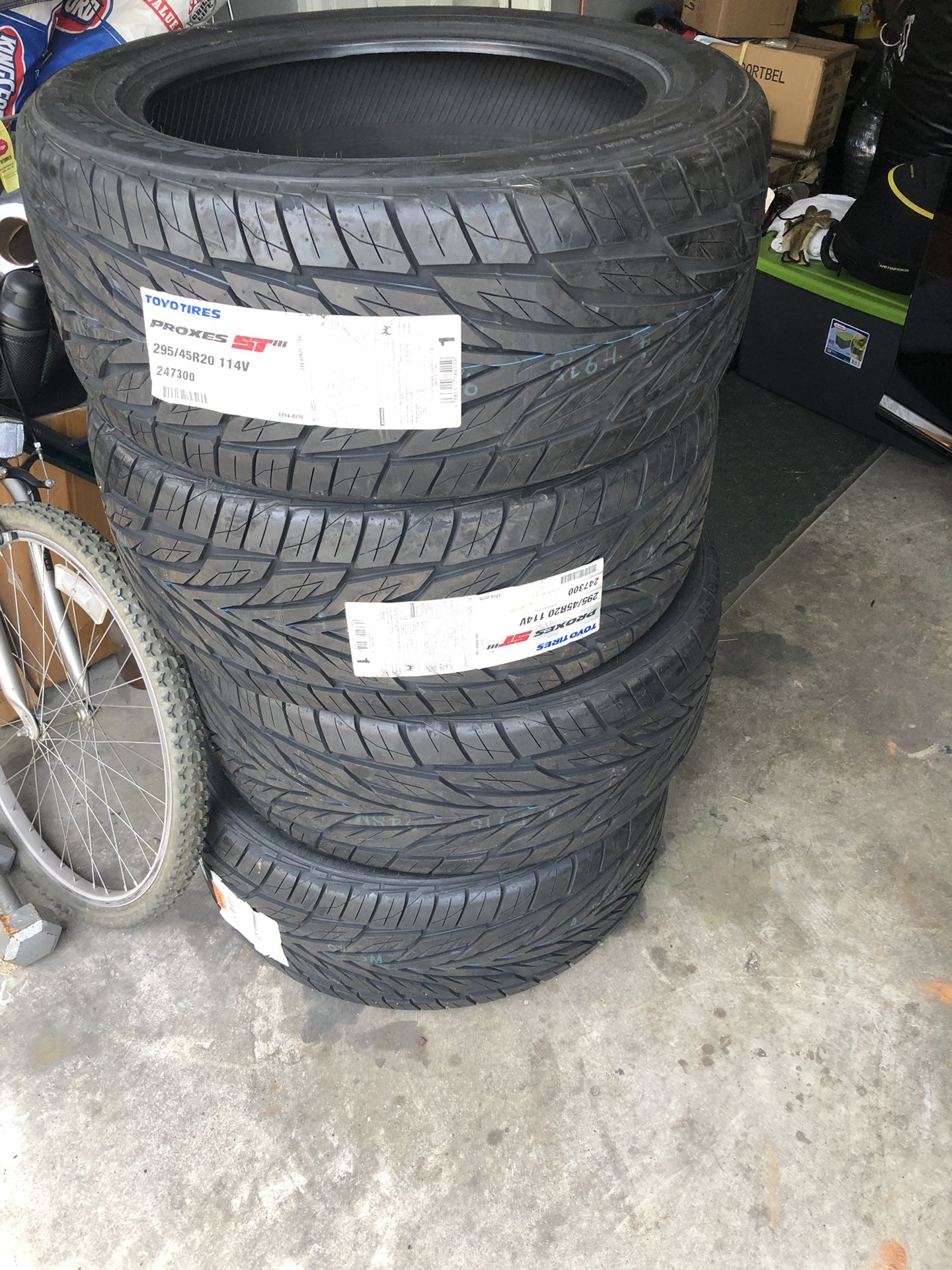 TOYO TIRES Proxes ST III 295/45R20 1114V