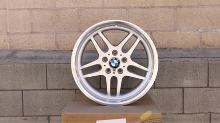 STAGGERED SET 18 INCH BMW 37 M PARALLEL STYLE WHEELS RIMS 18X8 +13 18X9.5 +25 (5X120) CB: 74.1