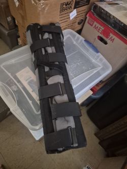 Medical Knee Immobilizer / Full Leg Splint Brace - Adjustable