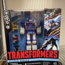 Studio series the movie Soundwave