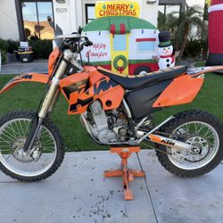 2004 KTM 520 EXC MOTORCYCLE