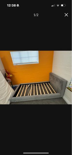 Toddler twin floor bed