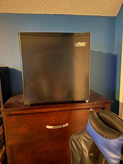 Small refrigerator