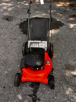Husquvanna push mower w/ bag