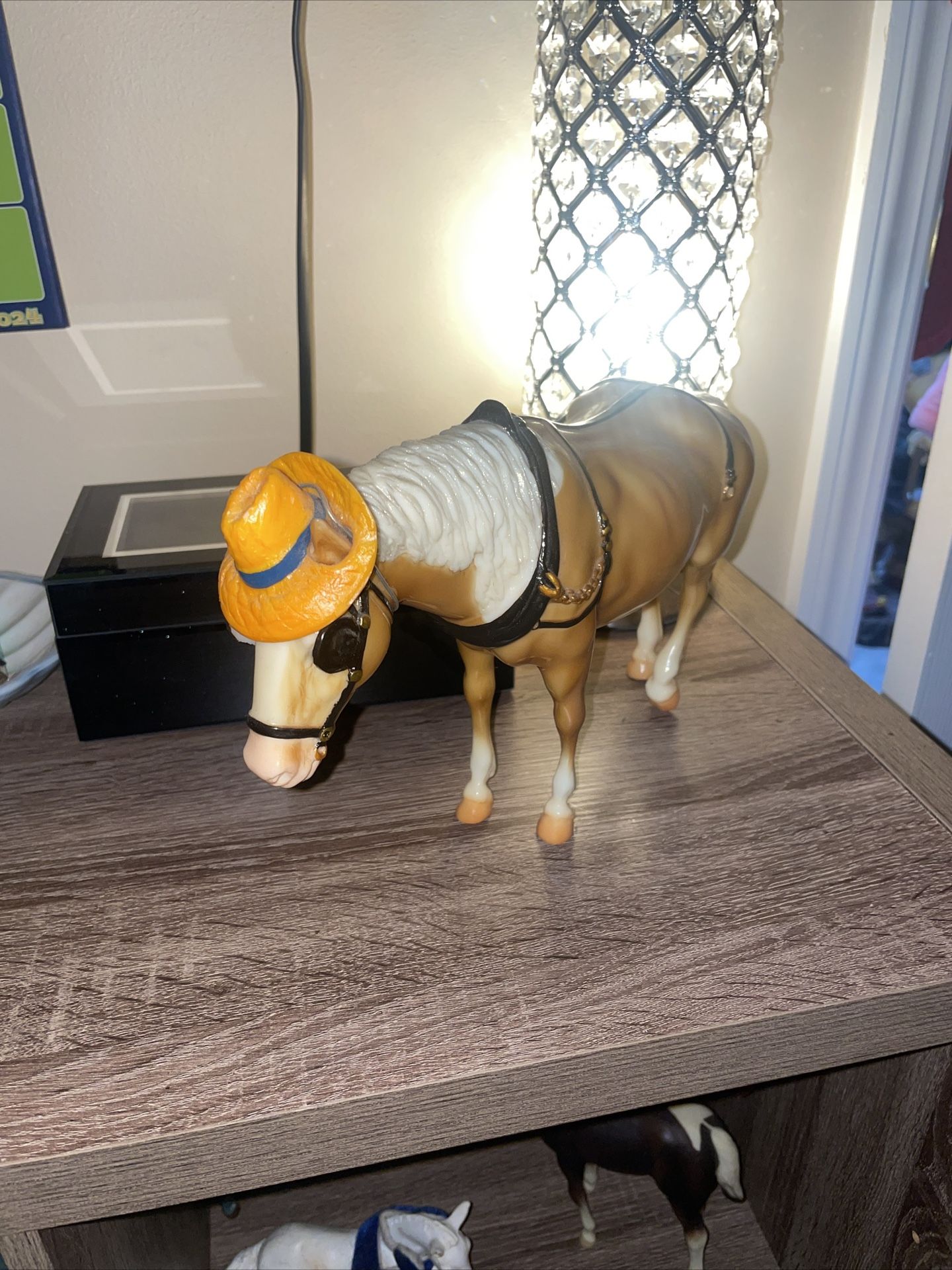 Breyer Horses 1260 NODDY 2004 Limited Edition glossy Palomino Old Timer mold hat