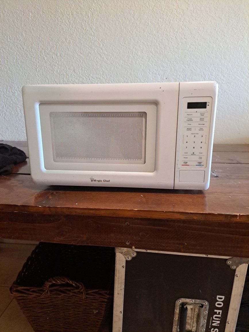 Magic Chef Microwave
