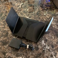 NETGEAR Nighthawk AX12 12-stream AX6000 WIFI Router Excellent condition with power cable