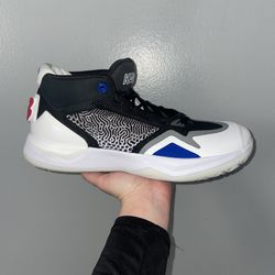 Men’s New Balance Kawhi Signature Basketball Shoes Size 9