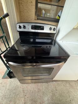 GE STOVE VERY GOOD