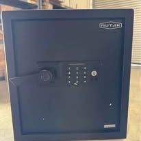 MUTAK Digital Safe Box – Like New Perfect for home or office to keep your valuables safe!