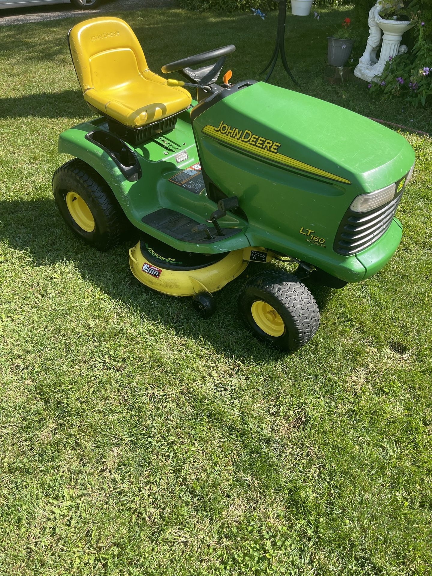 Tractor JOHN DEERE LT160 Automatic