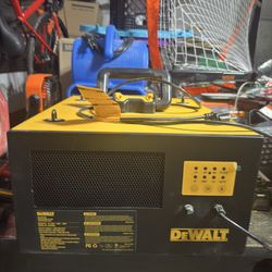  DeWALT DWXAF101 Suspended Air Filtration System, a commercial-grade air purifier