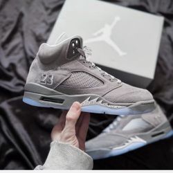 Wolf Grey 5 Men’s 10.5 